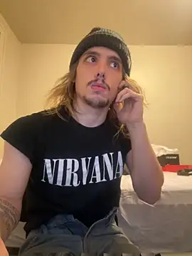 Snapshot of trippyski chatting on January 31, 11:13 am trippyski online show from January 31, 11:13 am