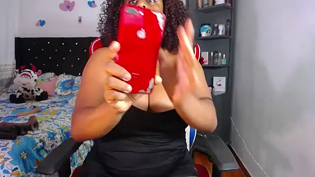 BellaKarla online show from May 15, 11:12 pm