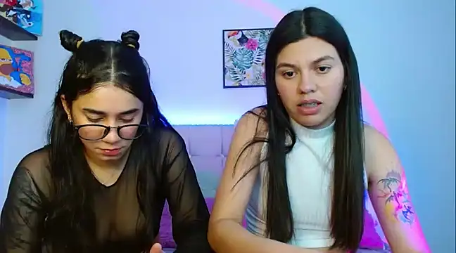 Snapshot of Layla_Rachel chatting on January 29, 3:12 am Layla Rachel online show from January 29, 3:12 am