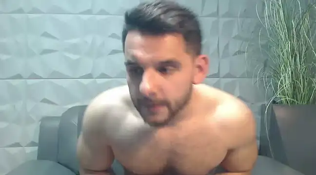 Snapshot of Antoniodiamond chatting on March 11, 11:15 pm Antoniodiamond online show from March 11, 11:15 pm