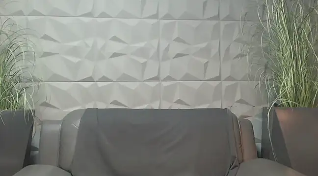 Snapshot of Antoniodiamond chatting on March 16, 9:05 pm Antoniodiamond online show from March 16, 9:05 pm