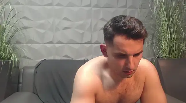 Snapshot of Antoniodiamond chatting on March 22, 12:39 am Antoniodiamond online show from March 22, 12:39 am