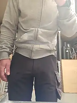 Xcoquinx online show from October 7, 8:33 am