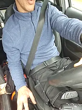 Xcoquinx online show from October 20, 12:05 pm