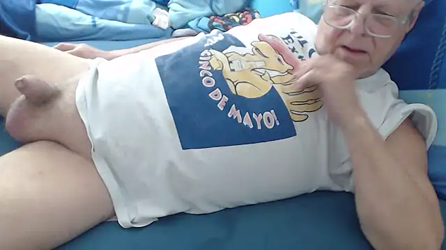 Cock  17 online show from July 7, 11:25 am