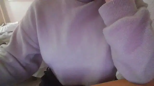 Snapshot of Sexymiss26 chatting on December 15, 12:07 am Sexymiss26 online show from December 15, 12:07 am