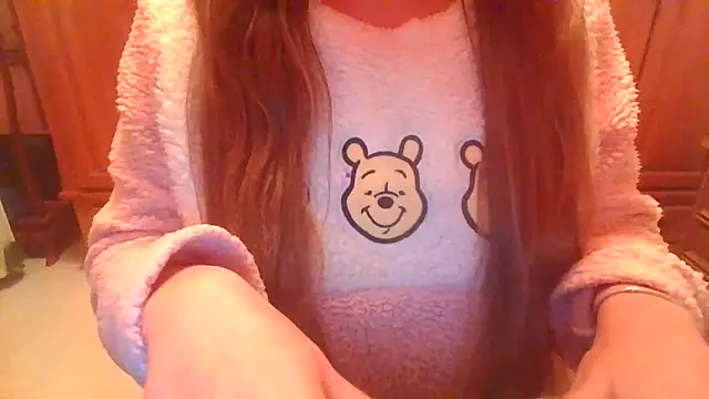 Snapshot of Sexymiss26 chatting on December 18, 6:46 pm Sexymiss26 online show from December 18, 6:46 pm