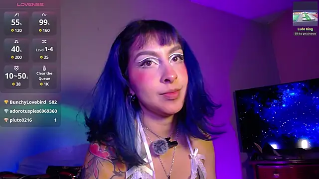 Snapshot of Cinamoonn chatting on January 23, 8:56 pm Cinamoonn online show from January 23, 8:56 pm