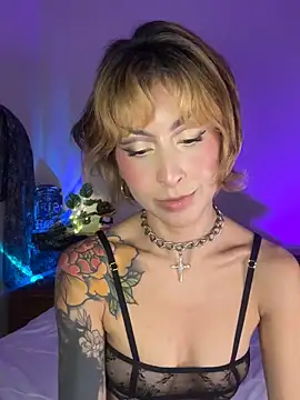 Cinamoonn online show from October 10, 6:18 pm