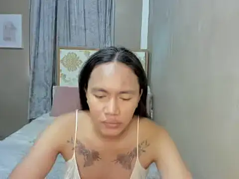 Snapshot of lady_kim_boner chatting on March 13, 5:00 am lady kim boner online show from March 13, 5:00 am