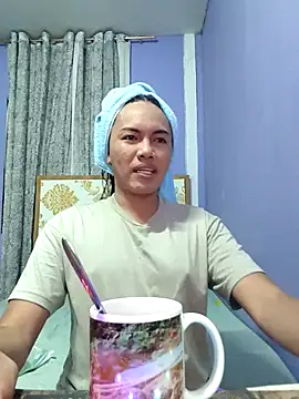 lady kim boner online show from May 17, 11:50 am