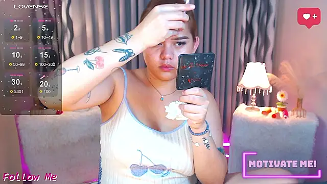 Snapshot of Ella_Fantasiax chatting on January 8, 5:26 pm Ella Fantasiax online show from January 8, 5:26 pm