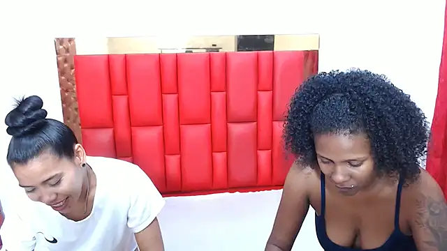 Snapshot of lizeth_keilyn chatting on September 27, 2:33 pm lizeth keilyn online show from September 27, 2:33 pm