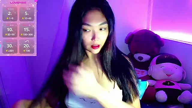 Snapshot of TR4NSCUTI3 chatting on October 20, 8:09 pm TR4NSCUTI3 online show from October 20, 8:09 pm