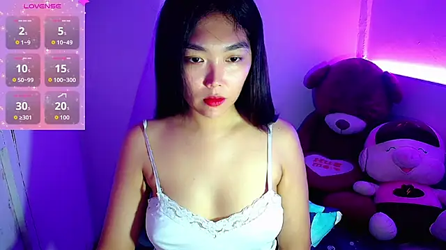 Snapshot of TR4NSCUTI3 chatting on October 24, 7:32 pm TR4NSCUTI3 online show from October 24, 7:32 pm