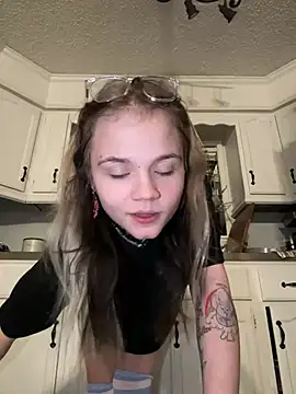 Cutiepiespanks online show from February 23, 8:17 am