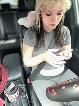 Cutiepiespanks online show from May 9, 7:52 pm