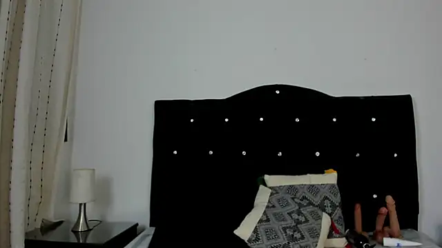 Keira Lennox online show from October 1, 11:27 am