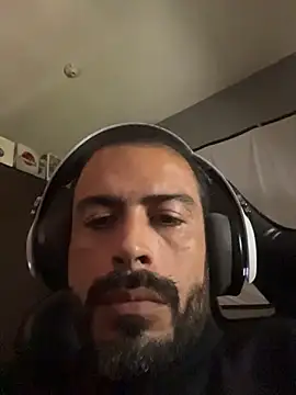 Snapshot of JayJayRod chatting on February 20, 6:52 pm JayJayRod online show from February 20, 6:52 pm