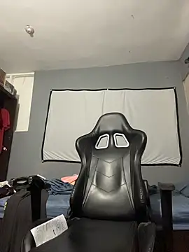 Snapshot of JayJayRod chatting on February 24, 5:55 pm JayJayRod online show from February 24, 5:55 pm