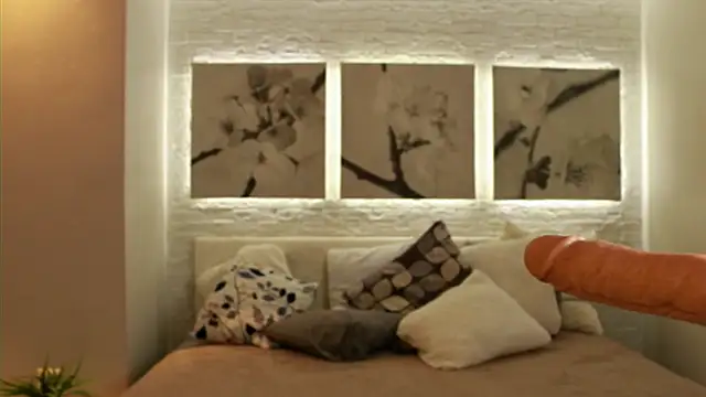 Betty June online show from March 7, 3:19 am