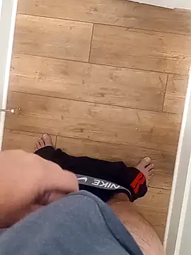 Snapshot of Mark_Dad chatting on October 31, 10:05 am Mark Dad online show from October 31, 10:05 am