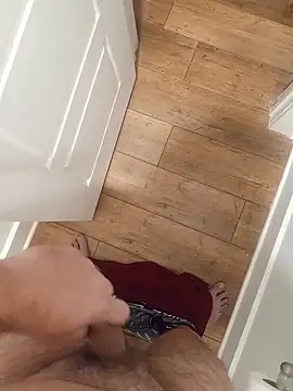 Snapshot of Mark_Dad chatting on February 6, 11:02 am Mark Dad online show from February 6, 11:02 am