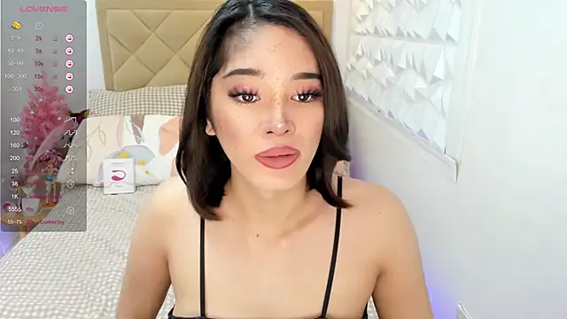 TsHeartXxx online show from November 21, 5:39 am