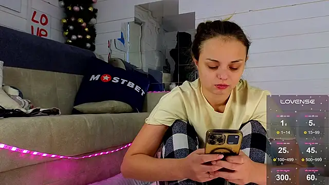 Misss Vikk online show from December 12, 10:24 am