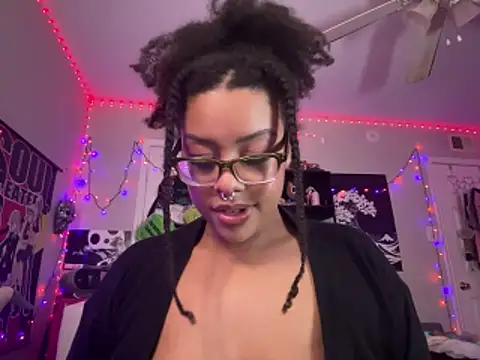 N1NT3NDH03 online show from December 5, 4:21 am