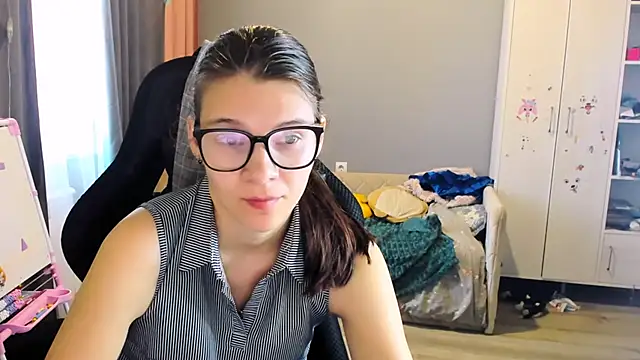 MollyLollipop online show from September 26, 2:15 am