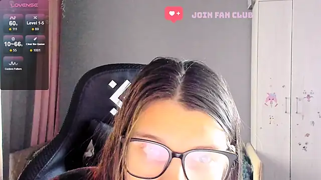 MollyLollipop online show from September 29, 4:50 am