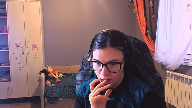 MollyLollipop online show from December 2, 3:01 am