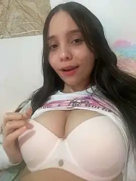 Snapshot of MiaJacksonn chatting on December 31, 1:26 am MiaJacksonn online show from December 31, 1:26 am