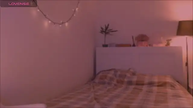 LilyFarey online show from September 28, 4:56 pm