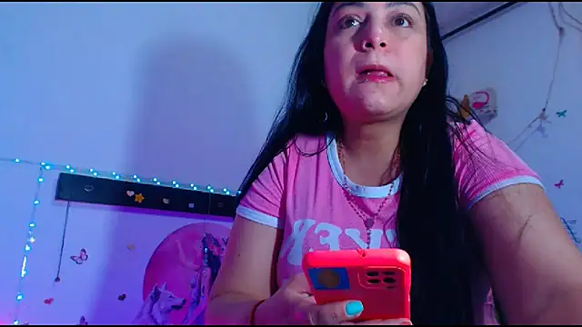oliviarodriguez2u online show from May 9, 10:04 pm