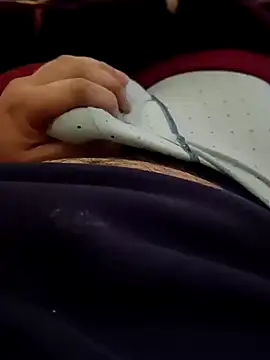 Snapshot of desicockandball chatting on January 4, 7:13 pm desicockandball online show from January 4, 7:13 pm