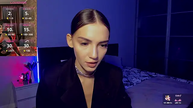 SophieCatty online show from October 3, 2:58 pm