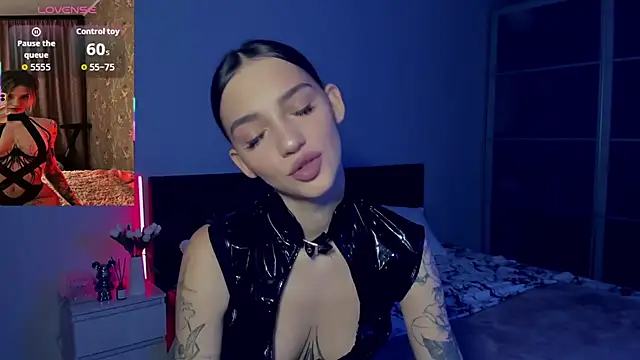 SophieCatty online show from December 3, 11:19 am