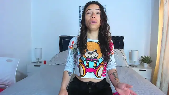 Snapshot of ZulyMichels chatting on September 19, 12:39 pm ZulyMichels online show from September 19, 12:39 pm