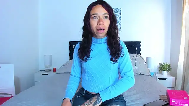 Snapshot of ZulyMichels chatting on September 25, 12:31 pm ZulyMichels online show from September 25, 12:31 pm