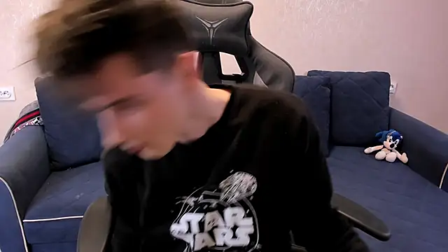 Snapshot of James_Mills chatting on October 2, 7:43 pm James Mills online show from October 2, 7:43 pm