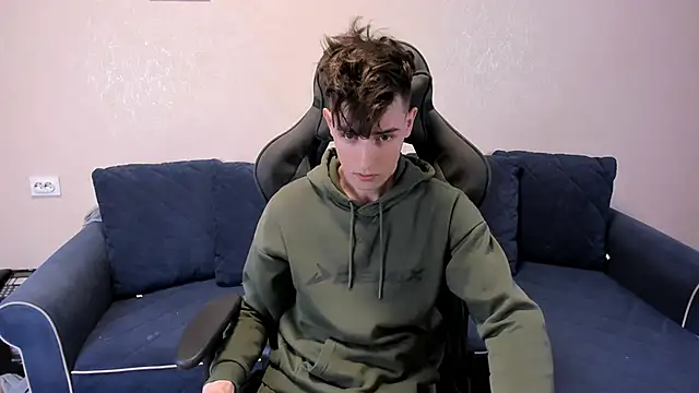 Snapshot of James_Mills chatting on October 24, 6:37 pm James Mills online show from October 24, 6:37 pm