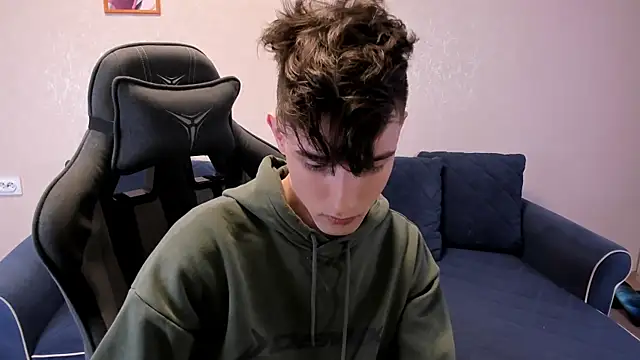 Snapshot of James_Mills chatting on October 25, 6:35 pm James Mills online show from October 25, 6:35 pm