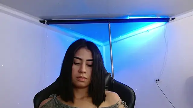 Martina1369 online show from June 10, 5:07 am