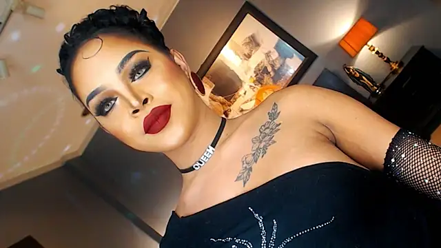 MarryQueen22 online show from November 25, 1:16 am