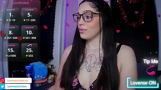 Snapshot of sapphirestorm8 chatting on February 5, 3:11 am sapphirestorm8 online show from February 5, 3:11 am