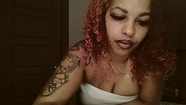 Cloutchasercrystall online show from September 20, 4:30 pm