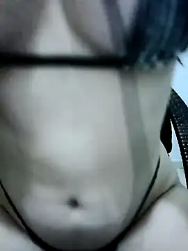 VIC22SECRET online show from February 6, 1:16 am