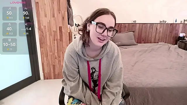 Snapshot of mia_boone chatting on March 10, 3:11 am mia boone online show from March 10, 3:11 am